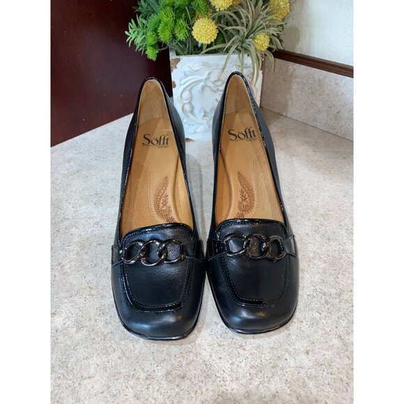 New Sofft Black Leather Heeled Ronna Loafers 7.5M Classic Chain Detail Comfort W - Picture 1 of 7